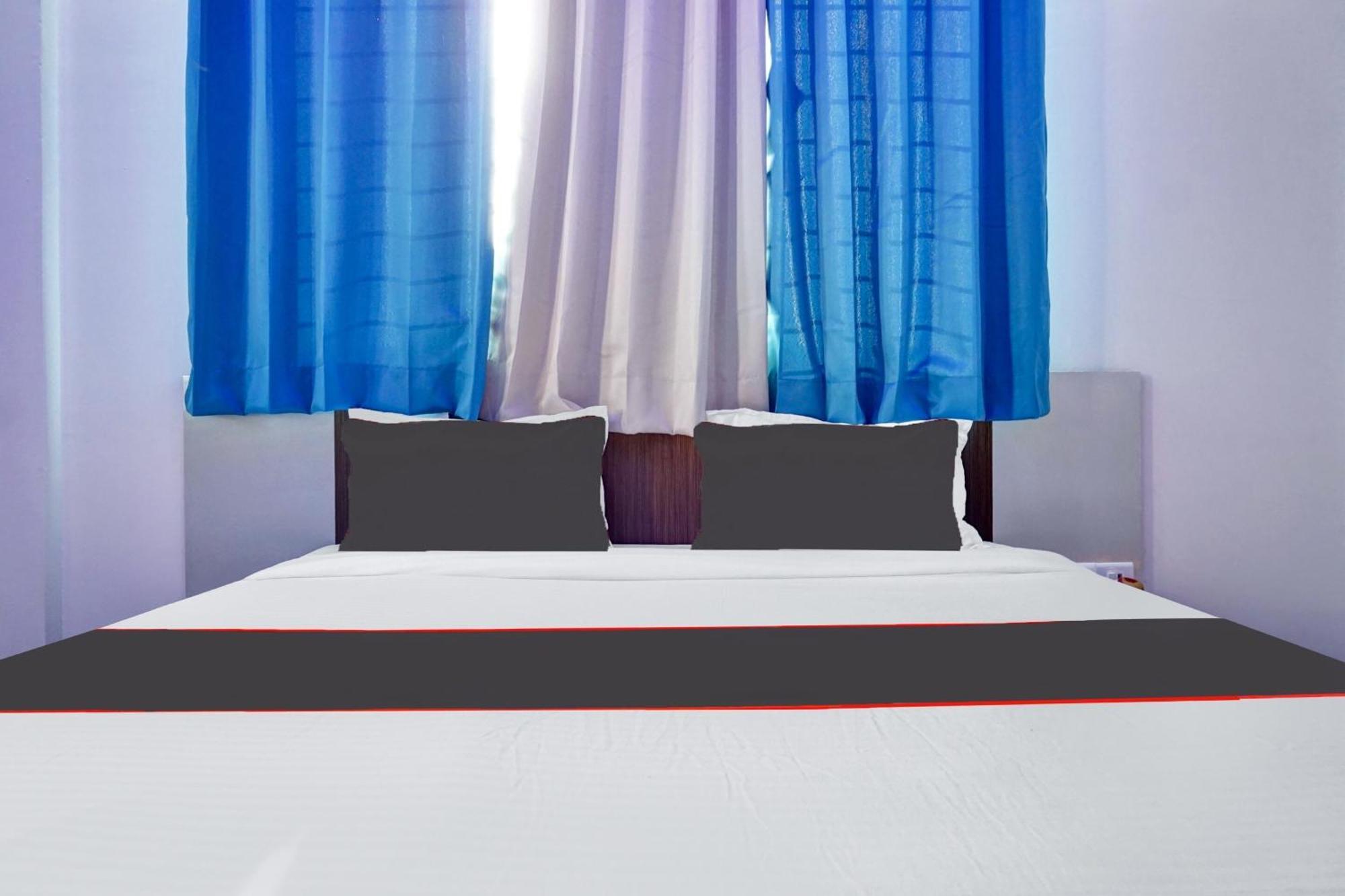 Super Collection O Eon Inn Near Pune Airport Kharadi 외부 사진